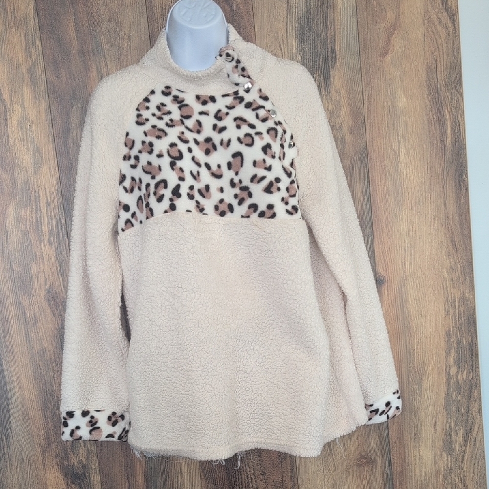 AndTheWhy Slant Button Up Turtleneck Fleece Pullover L